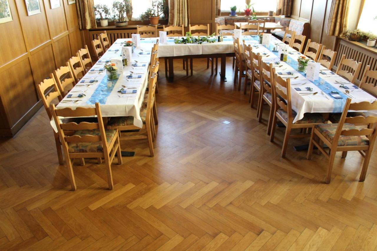 Brauerei Und Gasthof Frischeisen Кельхайм Экстерьер фото